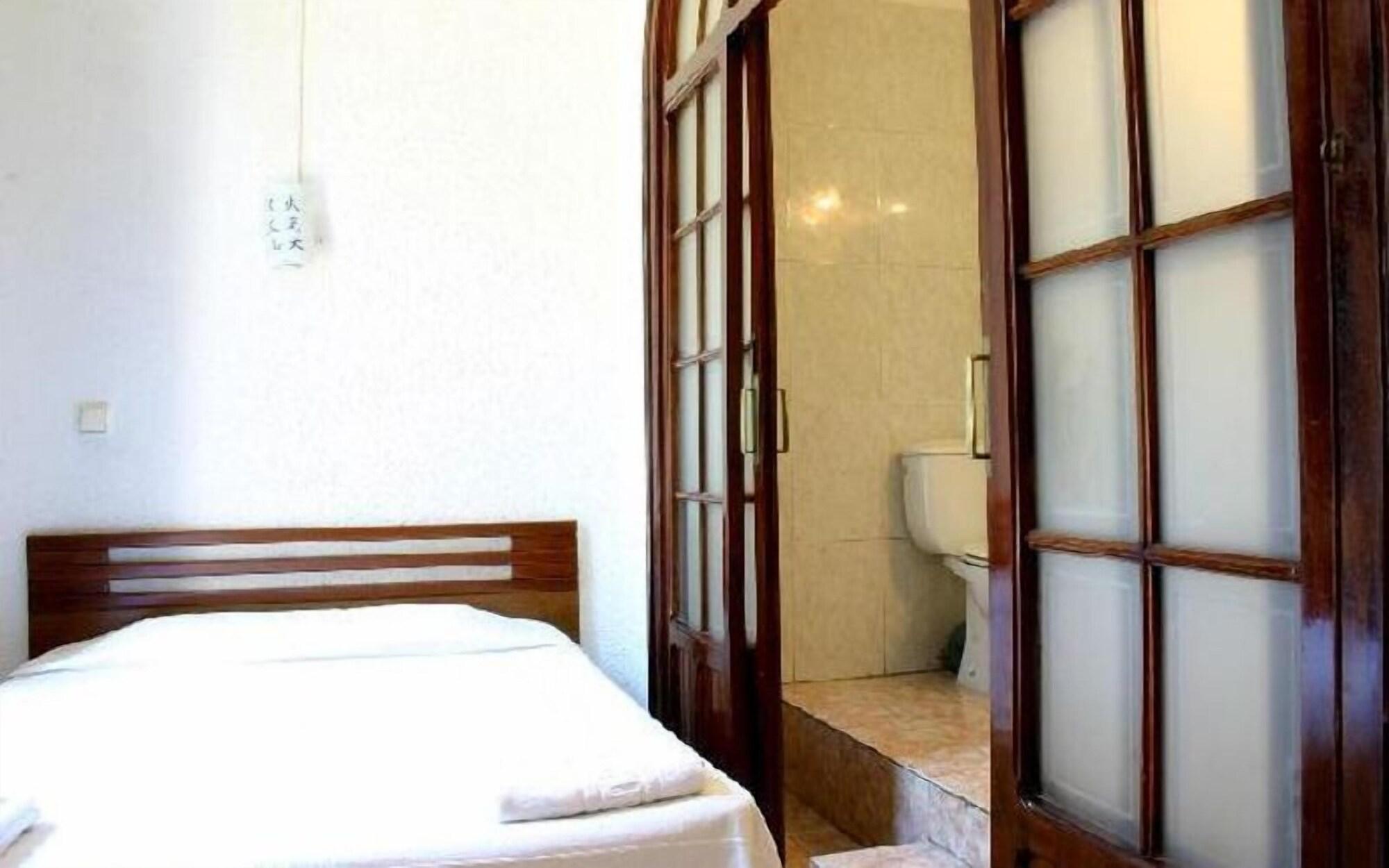 Hostal Eden Barcelona Ngoại thất bức ảnh