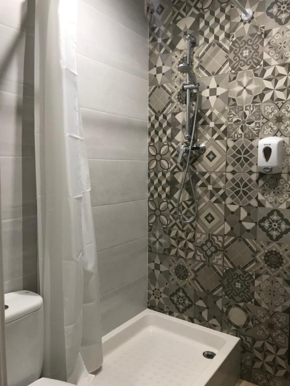 Hostal Eden Barcelona Ngoại thất bức ảnh