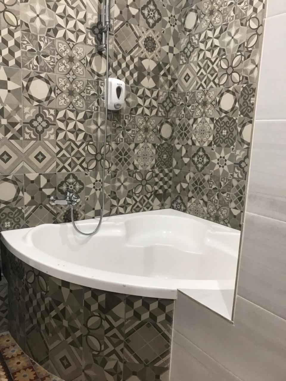Hostal Eden Barcelona Ngoại thất bức ảnh